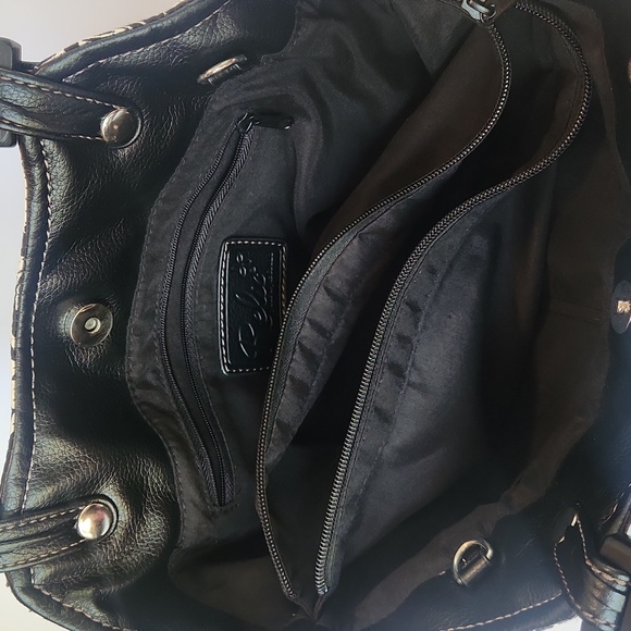 Relic - Black and White Cloth Handbag w Wooden Handle - Picture 9 of 13